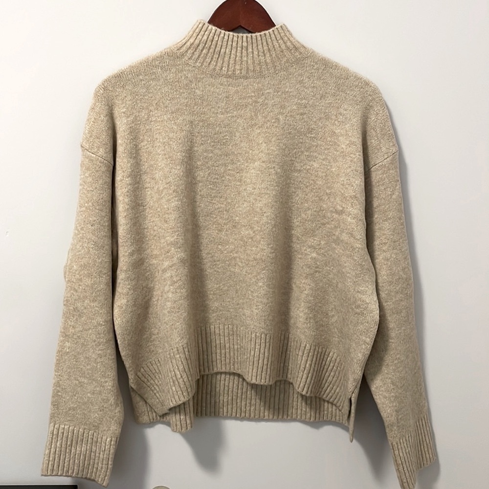 Uniqlo Mock Neck Sweater XS